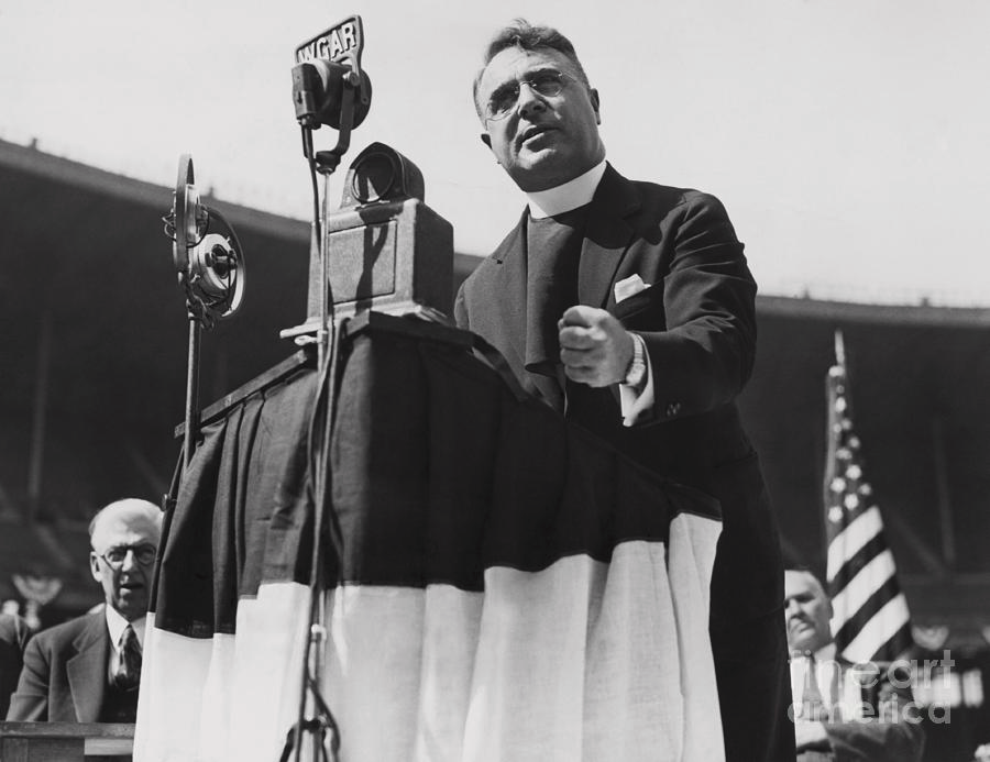 SPIES&VESPERS tweet media