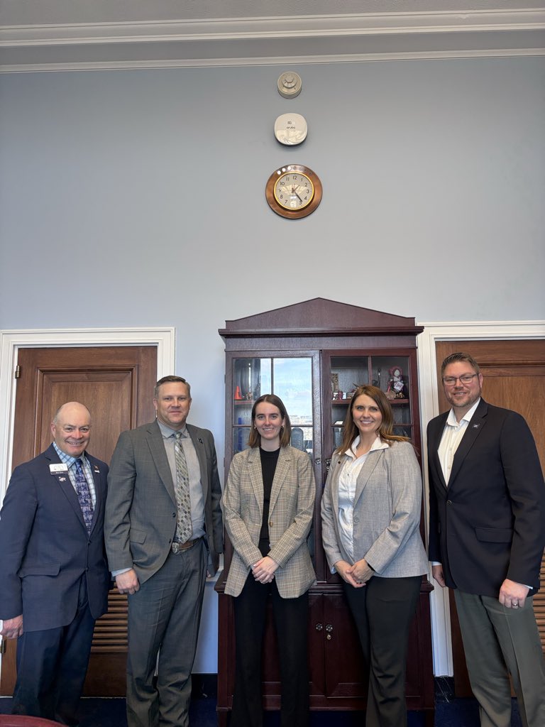 UNR Office of Government and Community Engagement tweet media