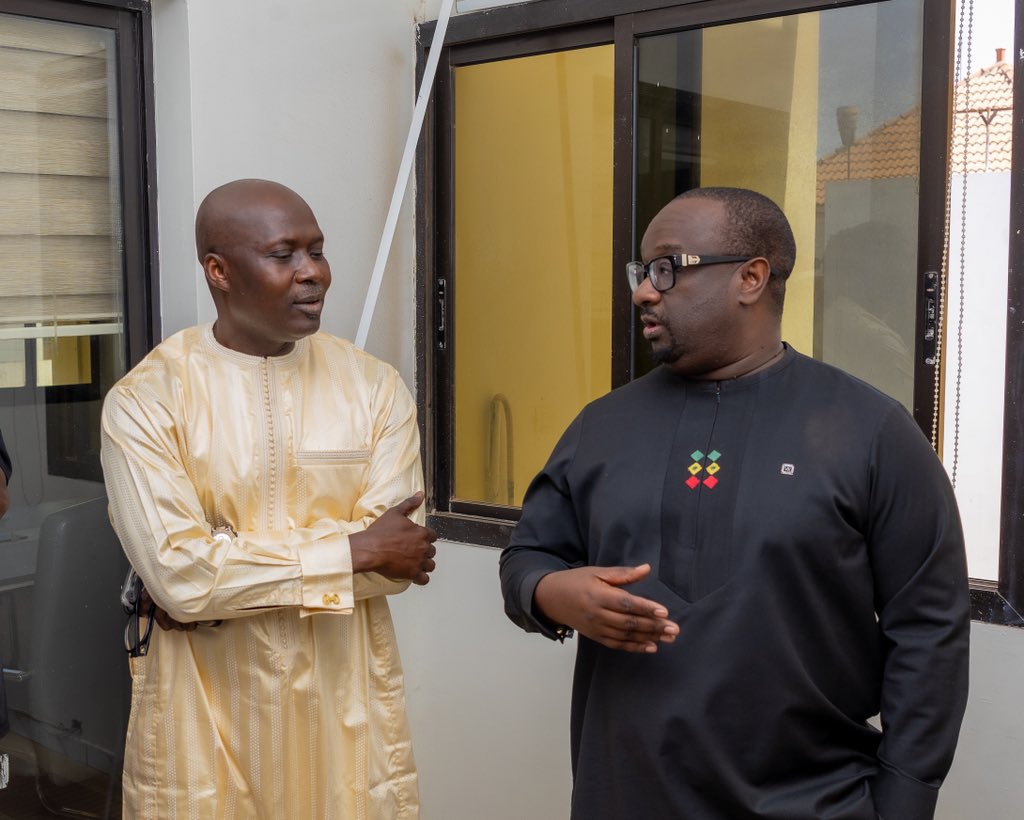 LEOFOOTsn's tweet image. ✅ Une satisfaction globale face aux avancées rapides et à la modernisation engagée au sein de la Ligue Pro.
✅ Une volonté commune de renforcer le développement du football professionnel sénégalais.

#Ligue1SN #LSFP #FSF #FootLocal #Senegal #LEOFOOTSN