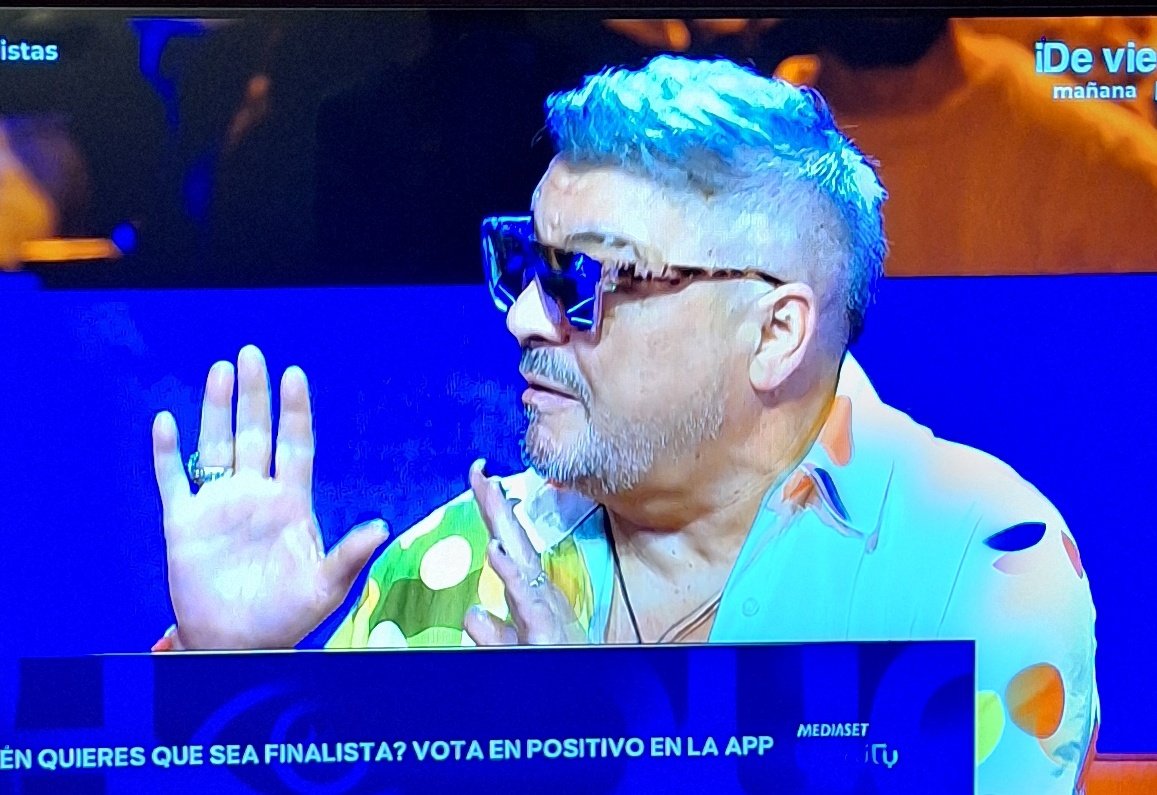 El reventado de Canales dice que el último que debe ganar es Carlos y que está acabado
Qué sucio y bajuno es el pobre
CARLOS GANADOR
#GHDuoFinalistas