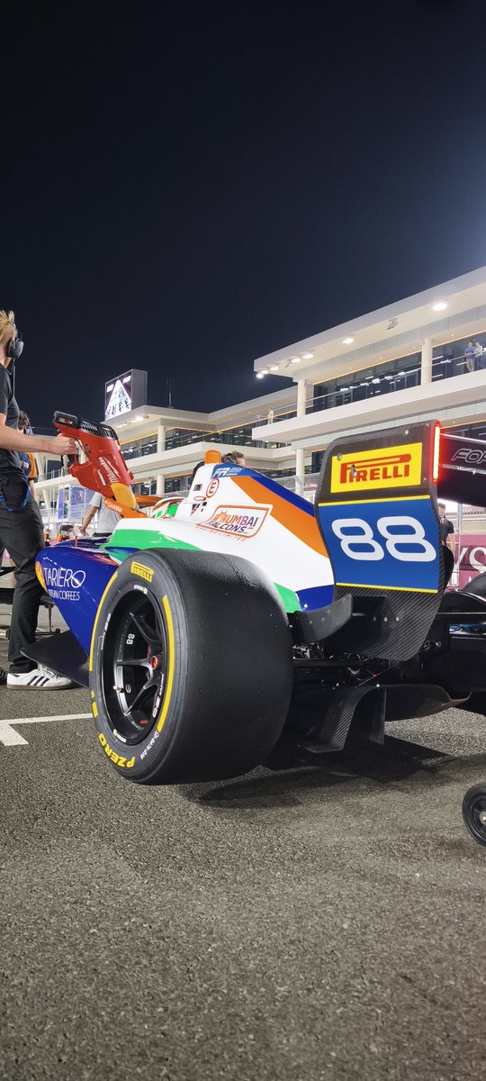 AmiruLIXORA's tweet photo. Qatar race 🏎️🏁 https://t.co/mXLwsKxlPp