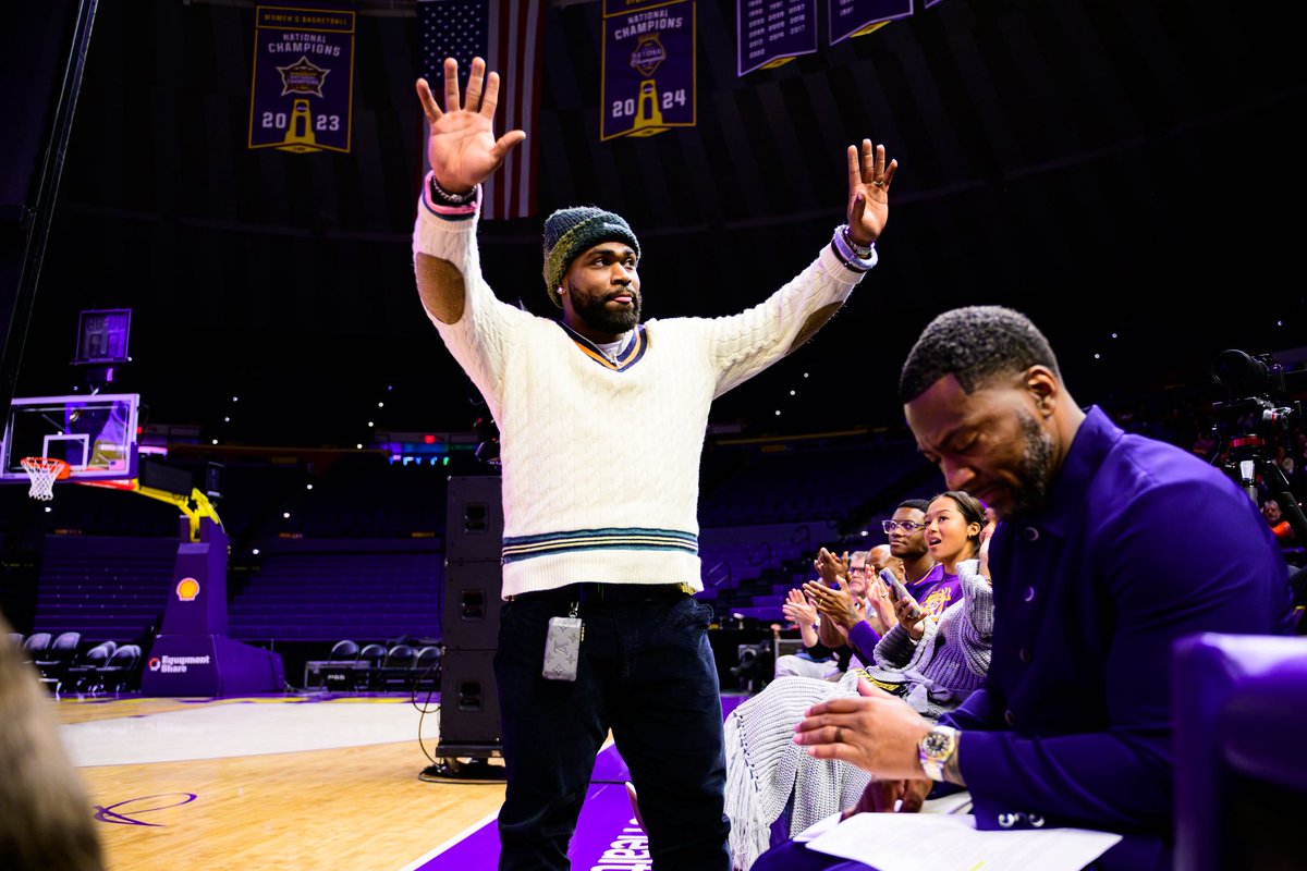 LSU Football tweet media