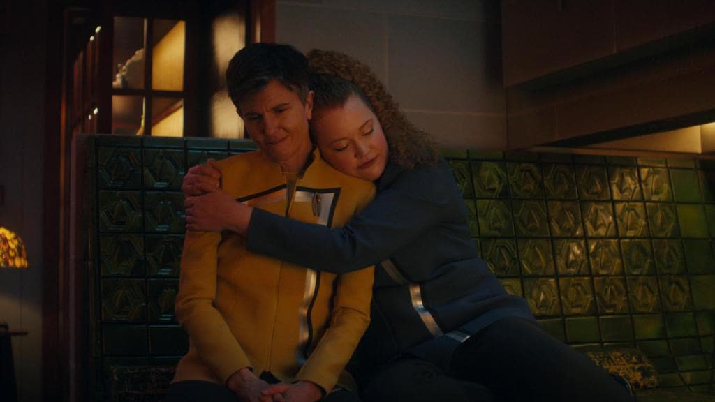 fangirlish's tweet image. Hugs all around! It was such a treat to speak with #MaryWiseman about #Tilly, #StarTrek, #StarTrekStarfleetAcademy, and more. Catch up with Mary in our interview HERE: fangirlish.me/4035bUm