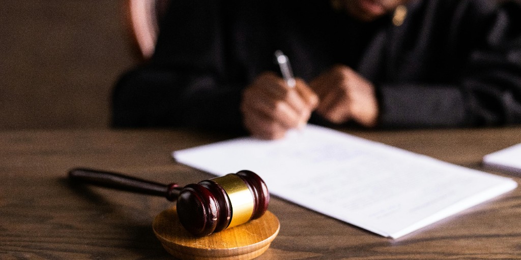 LawHelpMN tweet media