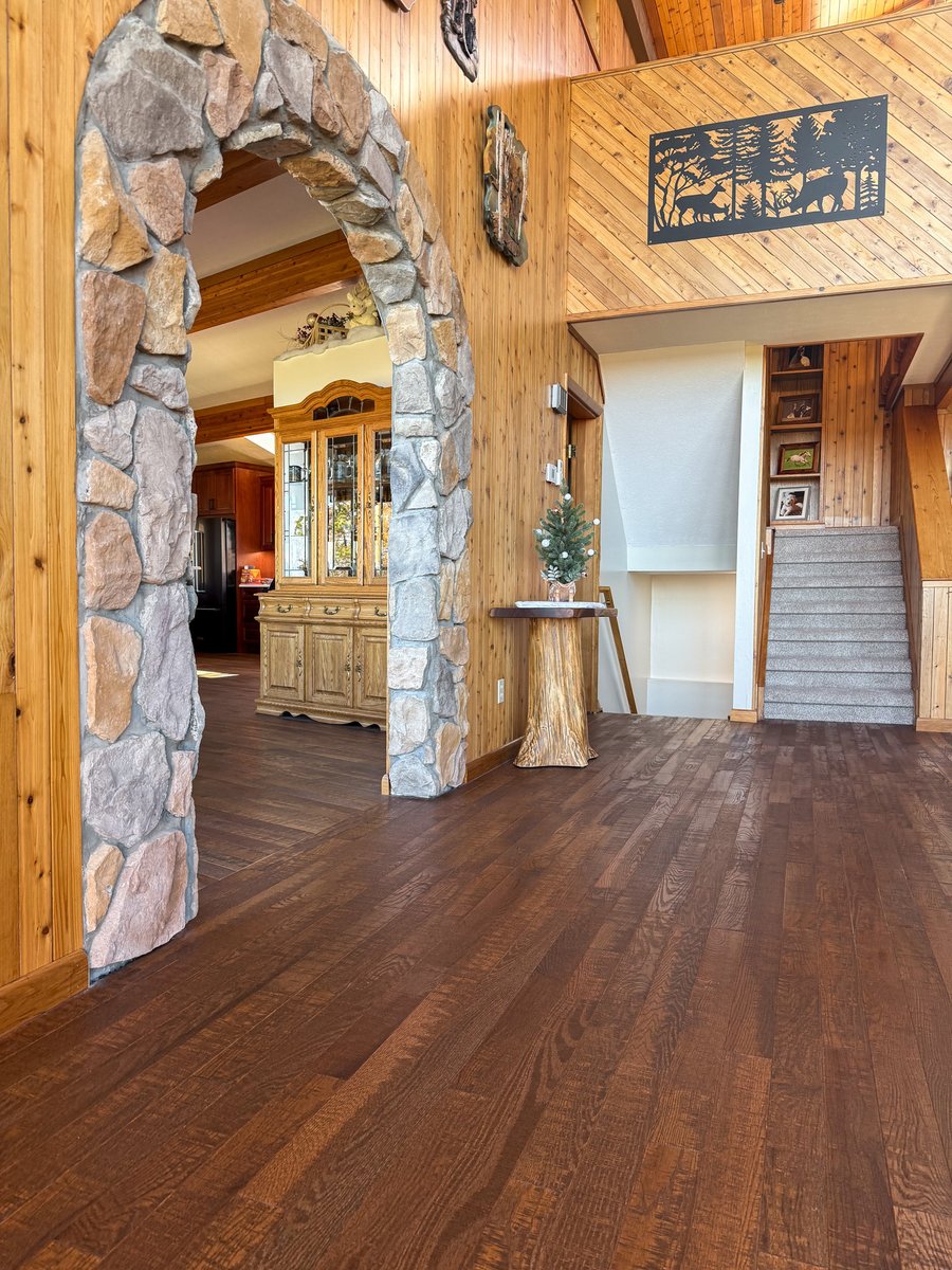 Rusmur Floors tweet media