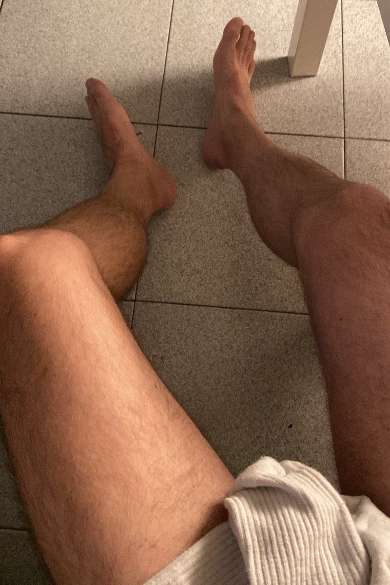 a young girl from essex #baffochecca tweet media