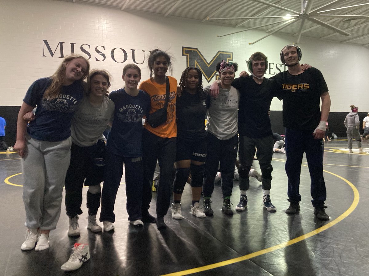 Marquette Wrestling tweet media
