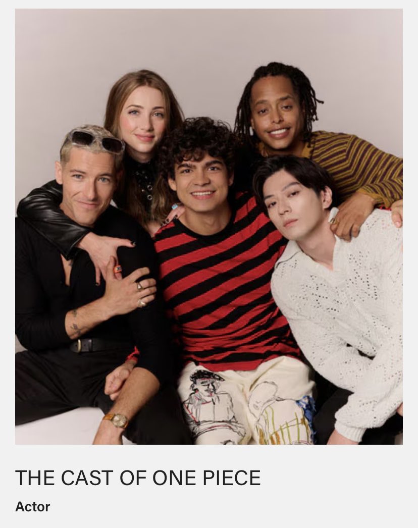 Wait this picture of the Live Action cast is so good!!

They are LITERALLY their One Piece characters 😭