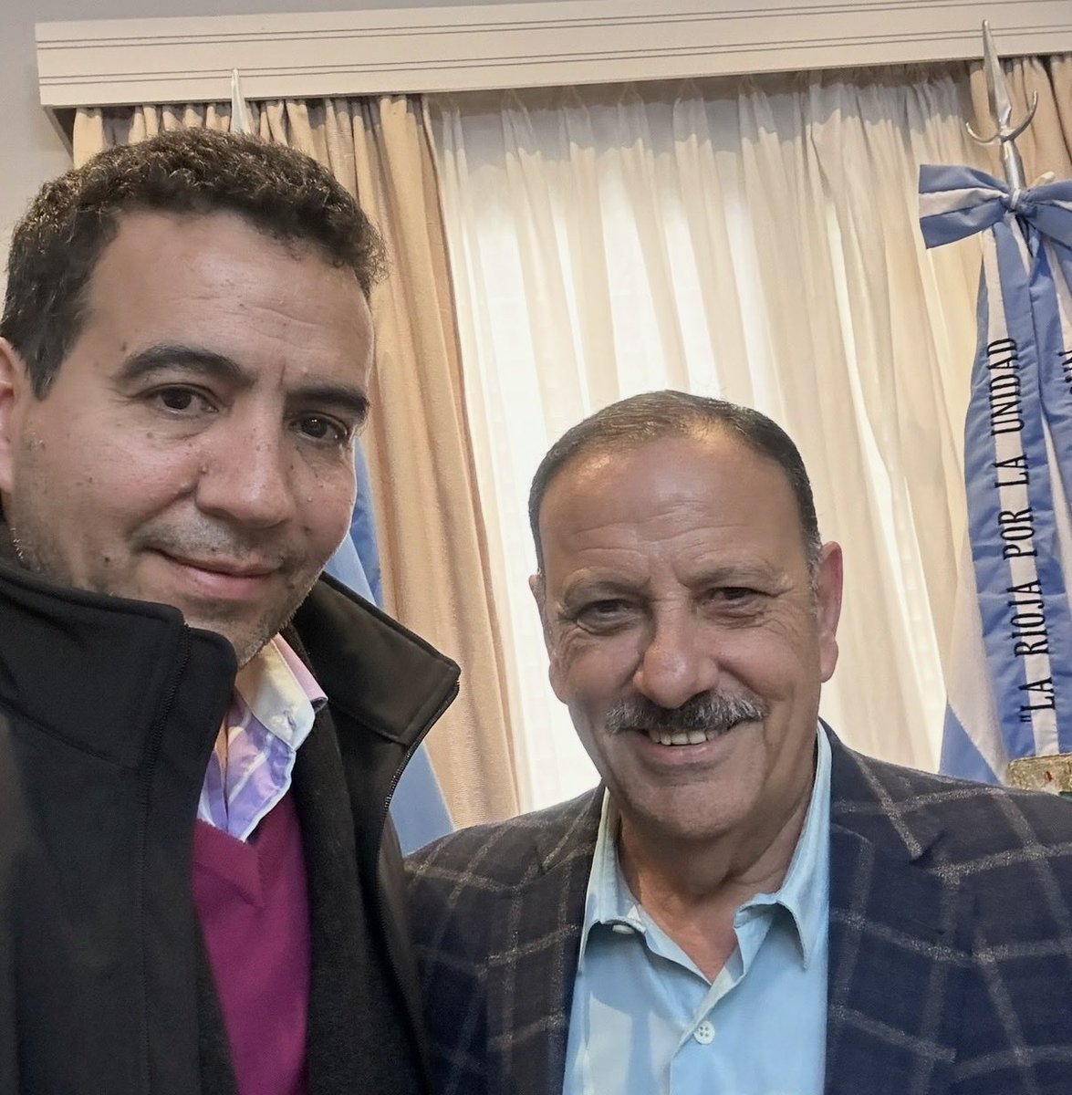 Como riojano, quiero expresar mi solidaridad y acompañamiento a <a href="/QuintelaRicardo/">Ricardo Quintela</a> Penalizar una opinión o una advertencia social no fortalece la democracia, la debilita. Como conductor, tiene la responsabilidad de alertar a su pueblo. La crítica no puede ser delito.