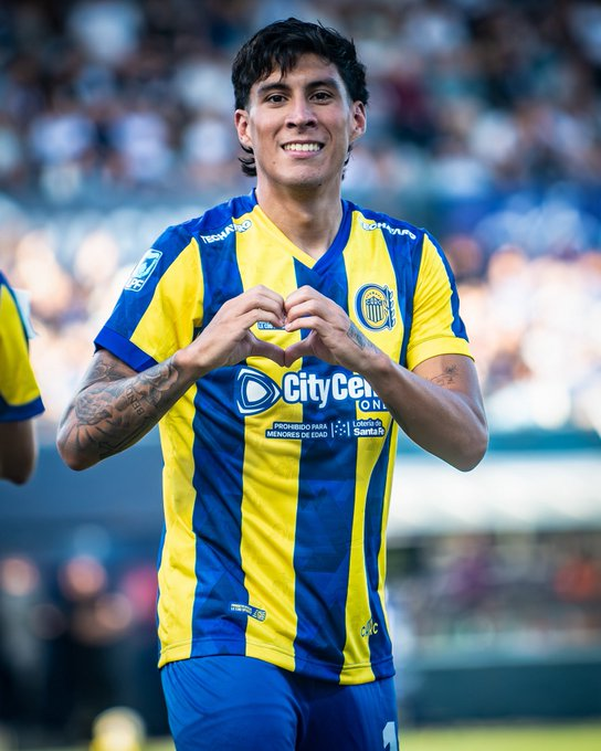 Enzo Giménez lleva 3 goles en <a href="/RosarioCentral/">Rosario Central</a>:
-siempre que convirtió Central ganó
-todos en el ST
-primero de jugada, los anteriores de cabeza
-segundo a Gimnasia, a Insfrán y en el mismo arco del Juan Carmelo Zerillo