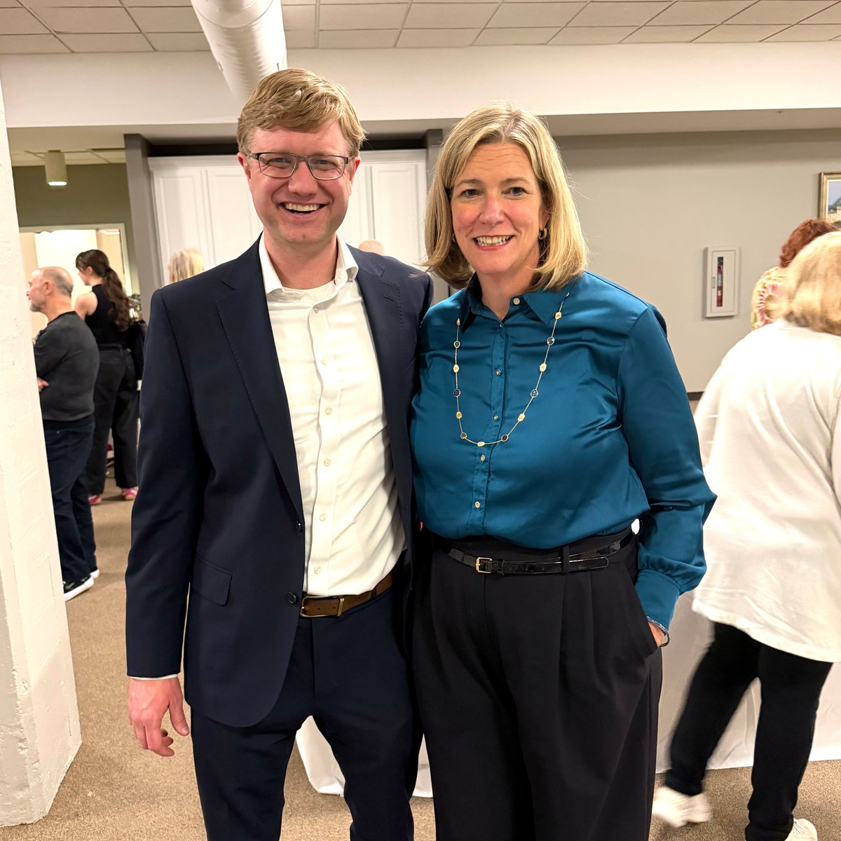 hambleyforohio's tweet image. Grateful to our friends and hosts in #Cincinnati for an event last week, with special thanks to former #Dayton Mayor Nan Whaley who came down to join us! #HambleyForOhio #CareForOhio #SecretaryOfState