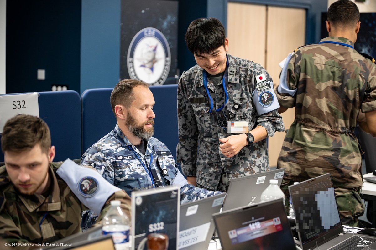 宇宙作戦群 は、2月8日から27日の間で実施された仏宇宙コマンド主催の