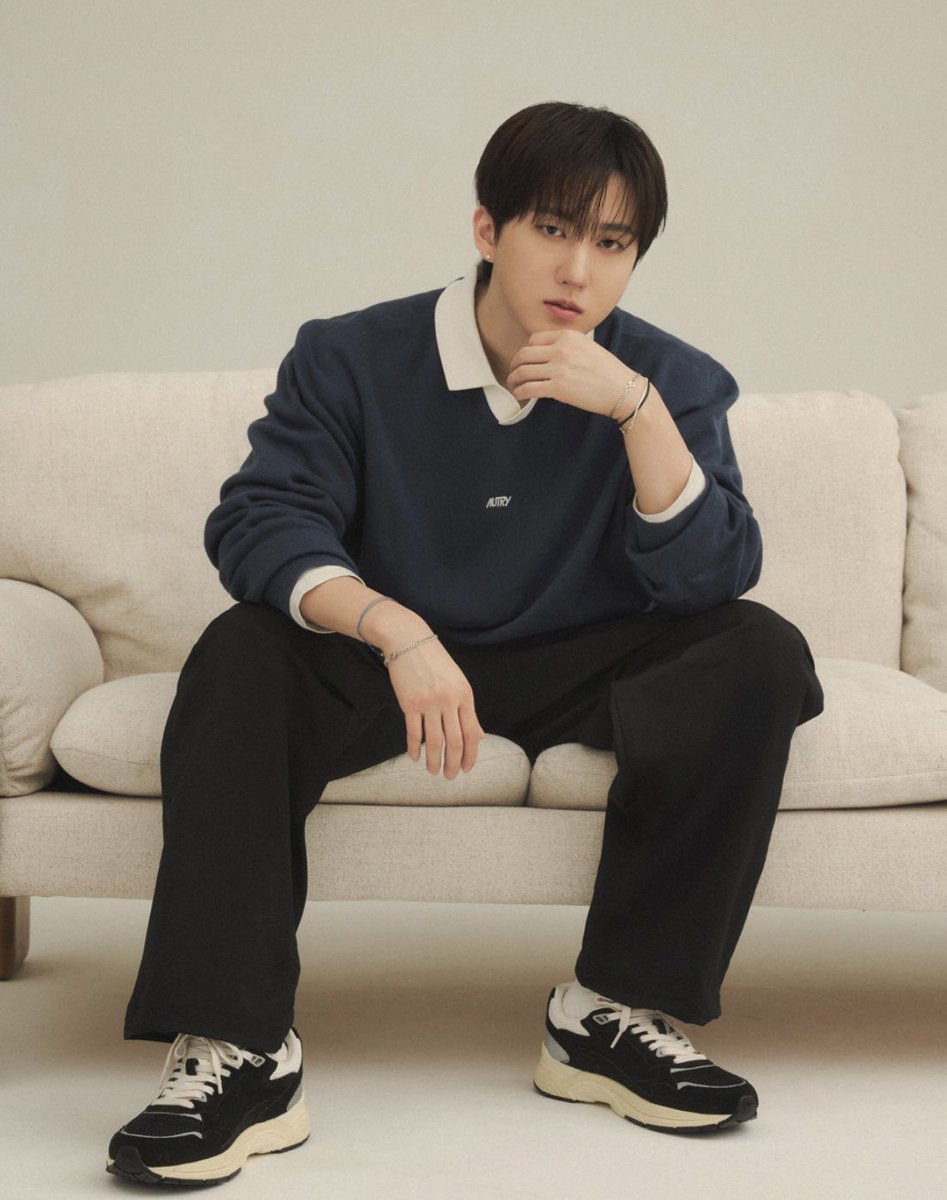 CHANGBIN COMO EL PRIMER EMBAJADOR GLOBAL DE AUTRY, ESTOY GRITANDO DE FELICIDAD 😭💗

#CHANGBINxAUTRY
#Changbin #창빈