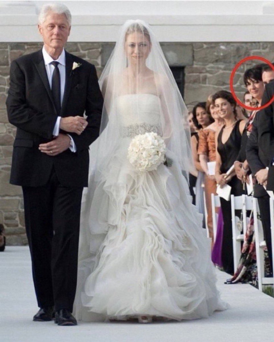 BuzzPatterson's tweet photo. So casually that Ghislaine was invited to Chelsea’s wedding. What a liar. https://t.co/KNbBbDpZvB