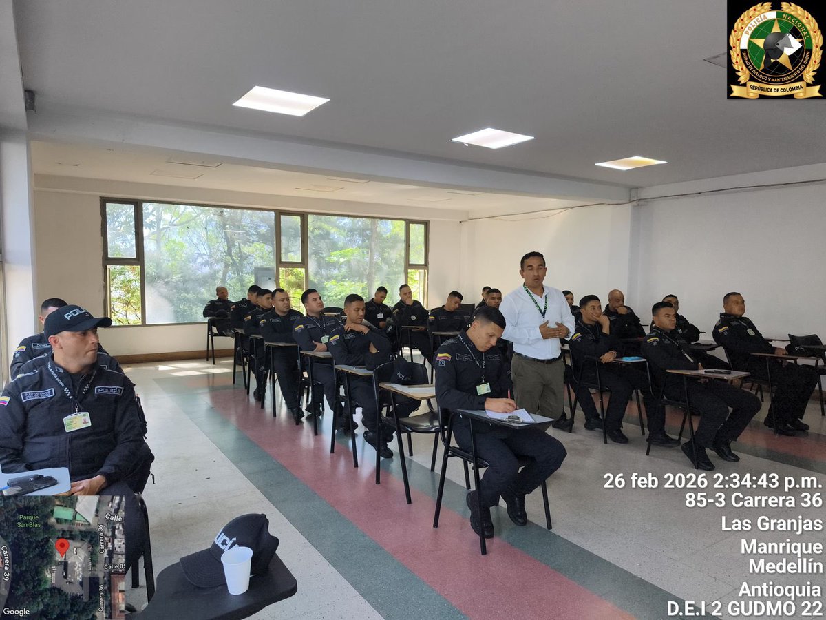 InspeccionGnral's tweet image. Fortalecemos la cultura del diálogo desde nuestro Centro de Conciliación sede Medellín, en articulación con la Estación Manrique y CAD de @Policiantioquia para promover la solución pacífica de conflictos en materia familiar, civil y comercial.

#Dignidad