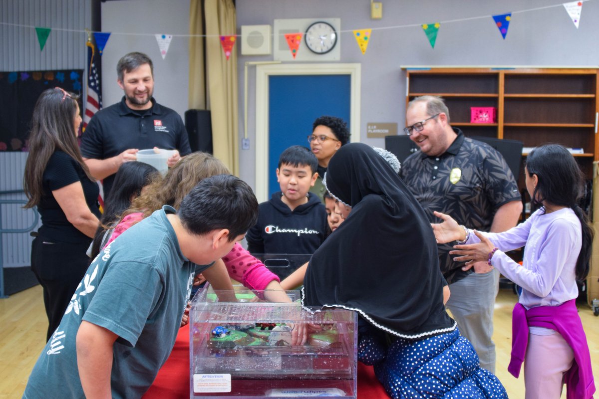 USACESacramento's tweet photo. For #NationalEngineersWeek, we challenged 5th graders to build towers & showed them our interactive flood table. It's all about building a foundation for the next generation of innovators! https://t.co/DS4Ou15zVY