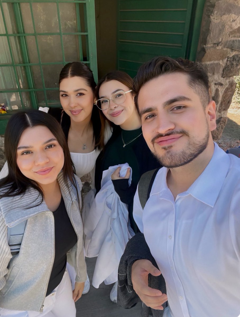 alegandro tweet media