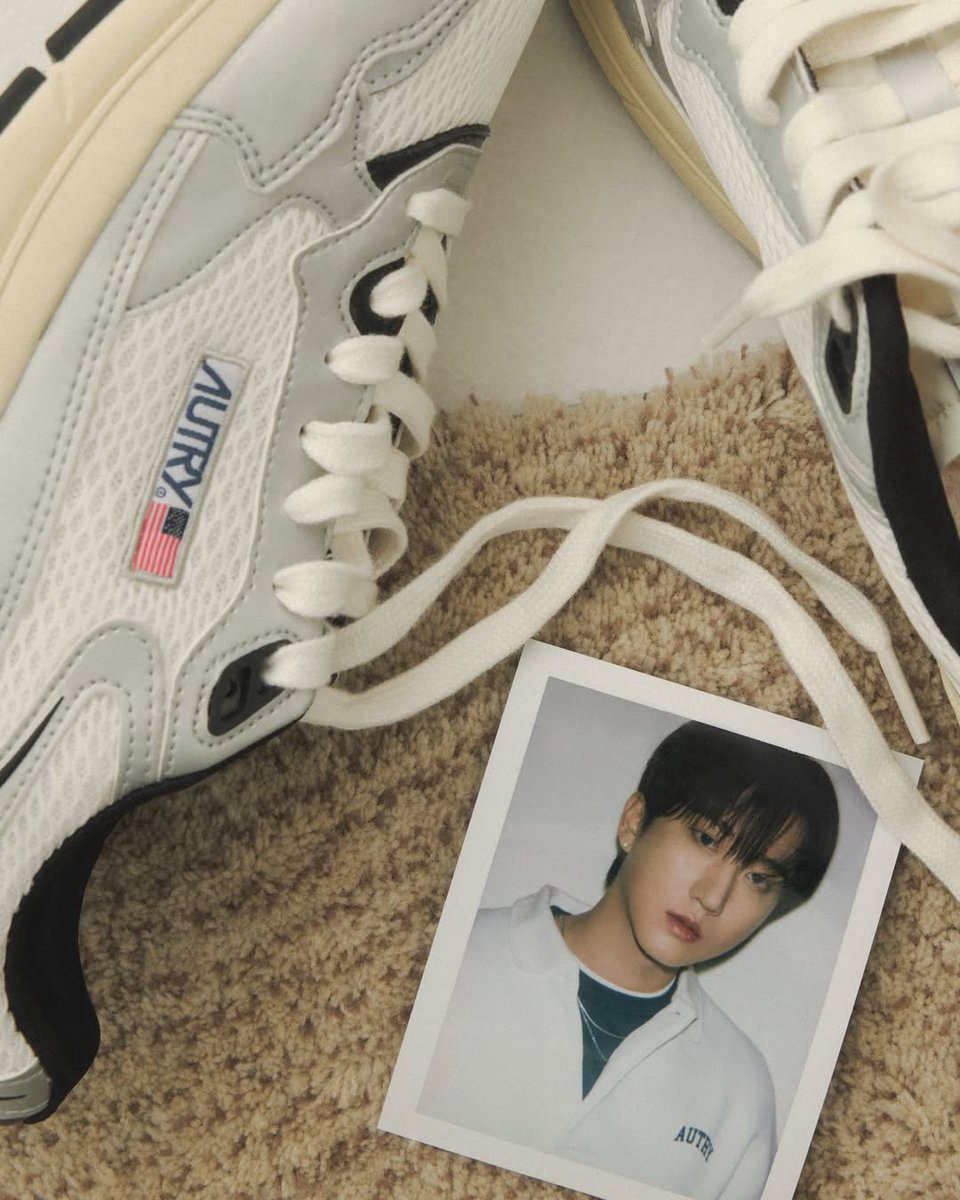 CHANGBIN_INTL's tweet photo. AUTRY shared the news of Changbin’s appointment as ambassador through TikTok.

Please go leave lots of sweet comments 😊 

🔗https://t.co/PCZyurW9K7

CHANGBIN GLOBAL AMBASSADOR OF AUTRY
#CHANGBINxAUTRY
#Changbin #창빈 #Autry https://t.co/m5xmFXlaZM