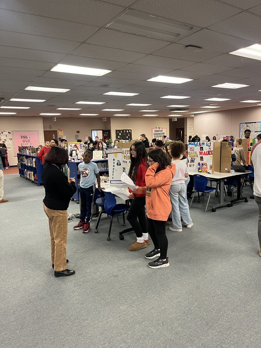 Grissom Principal 🧑🏽‍🚀 tweet media