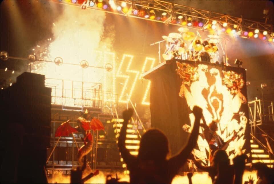 Bob Nash tweet media