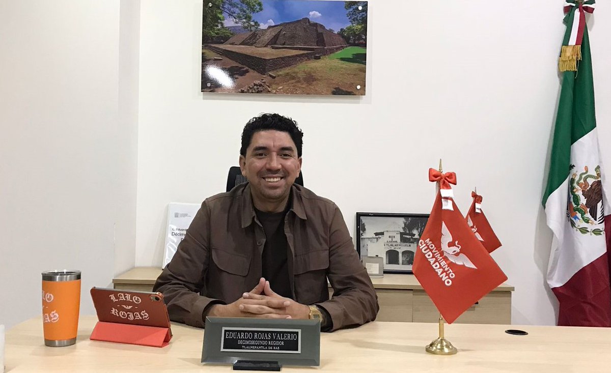 Carencia de agua en Tlalnepantla es uno de las prioridades que Eduardo Rojas ve como Regidor y vecino, es labor de las autroidades, tomar buenas decisiones para contribuir a una mejor calidad de vida.

Espera la entrevista exclusiva, febrero 27 magahzine16.com