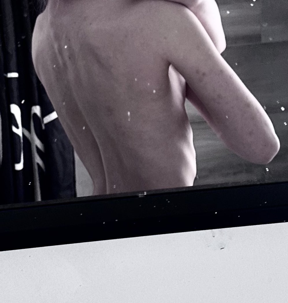 ꒰ა 𝚛𝚊𝚎 ໒꒱ tweet media