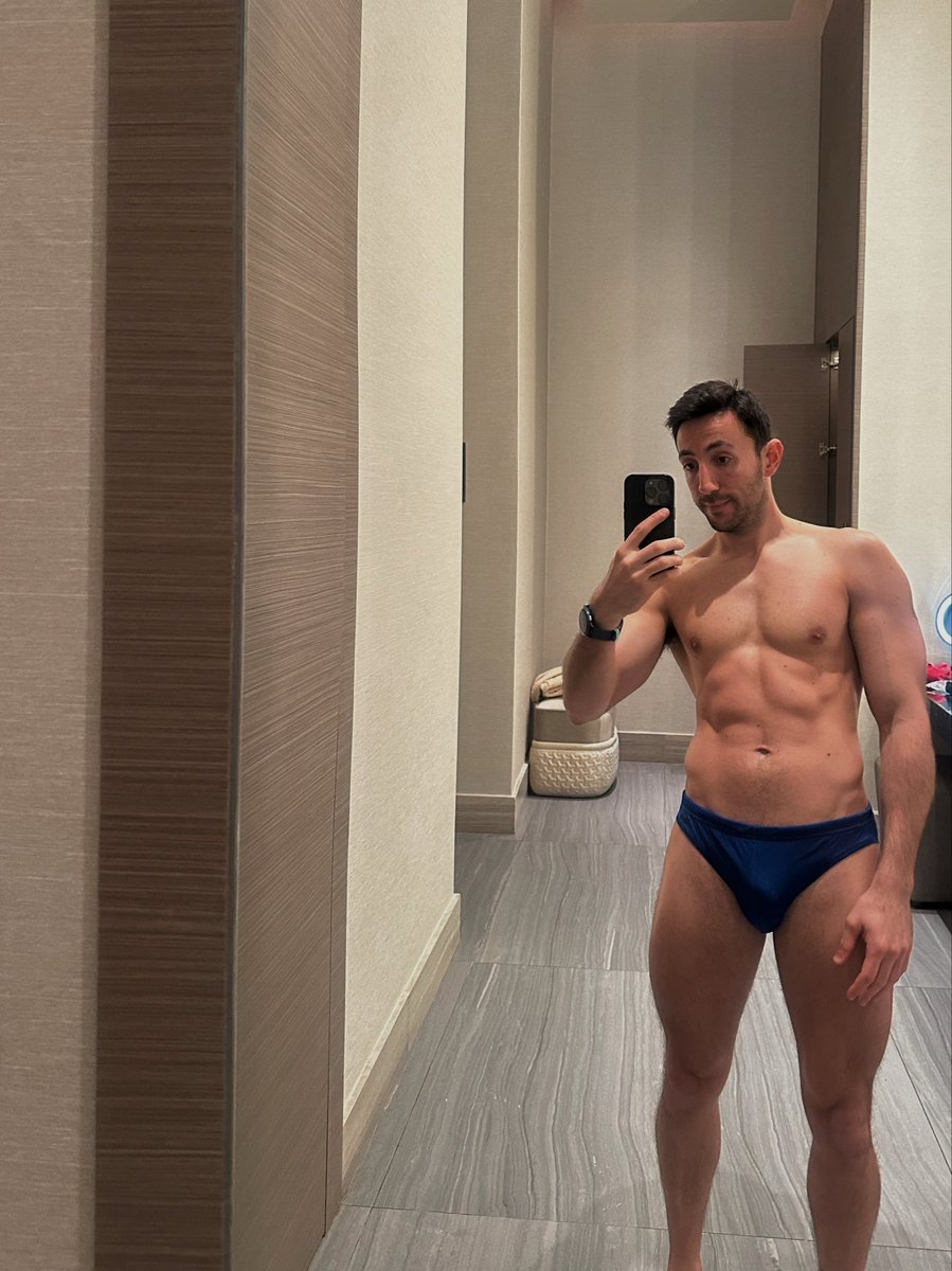 beach bum tweet media