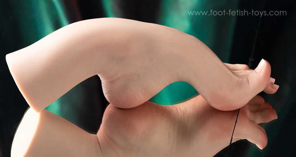 FOOT FETISH TOYS (@sohobtob) on Twitter photo 