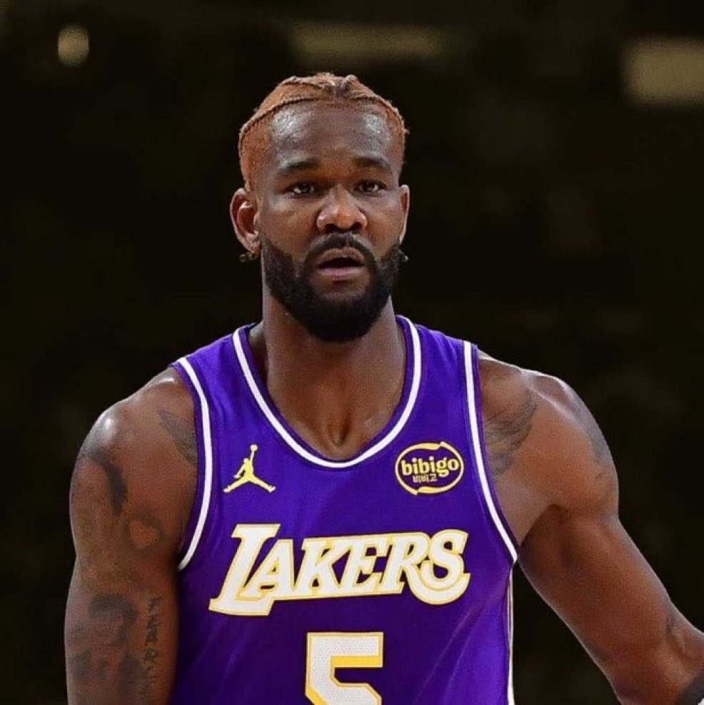 Lakers Lead tweet media