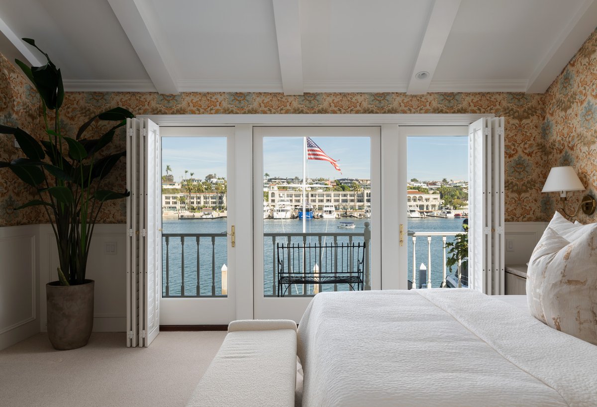 Douglas Elliman California tweet media