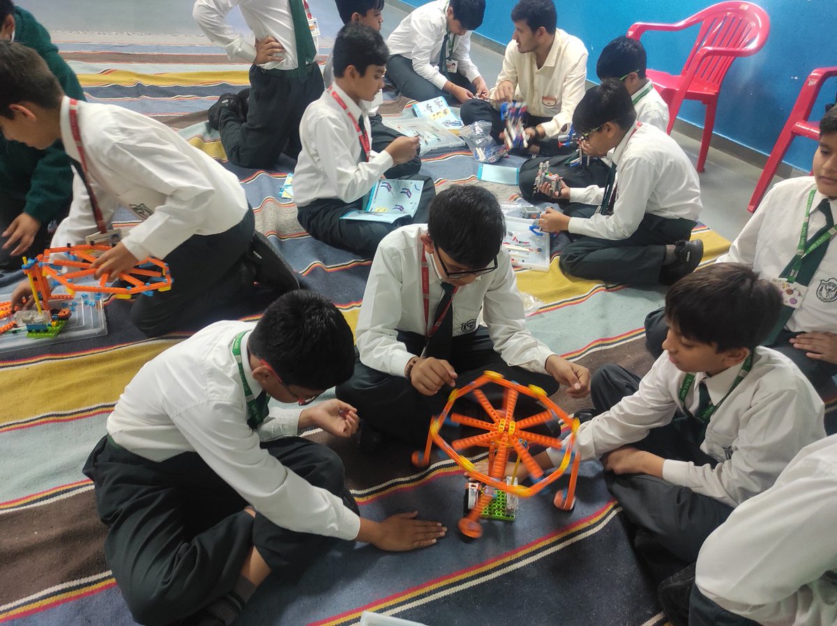 Delhi Public School tweet media