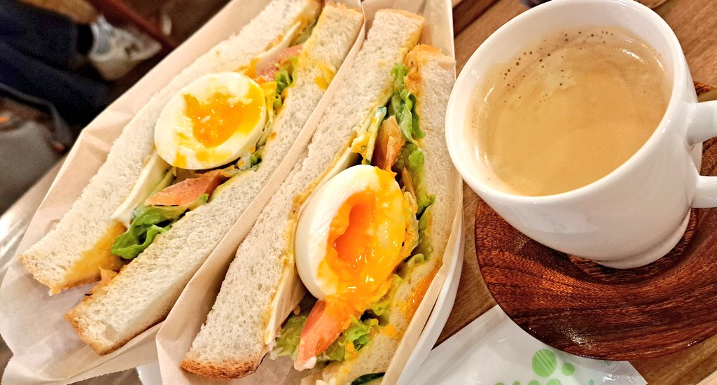 ウィスカーさんにて、お昼っ♥