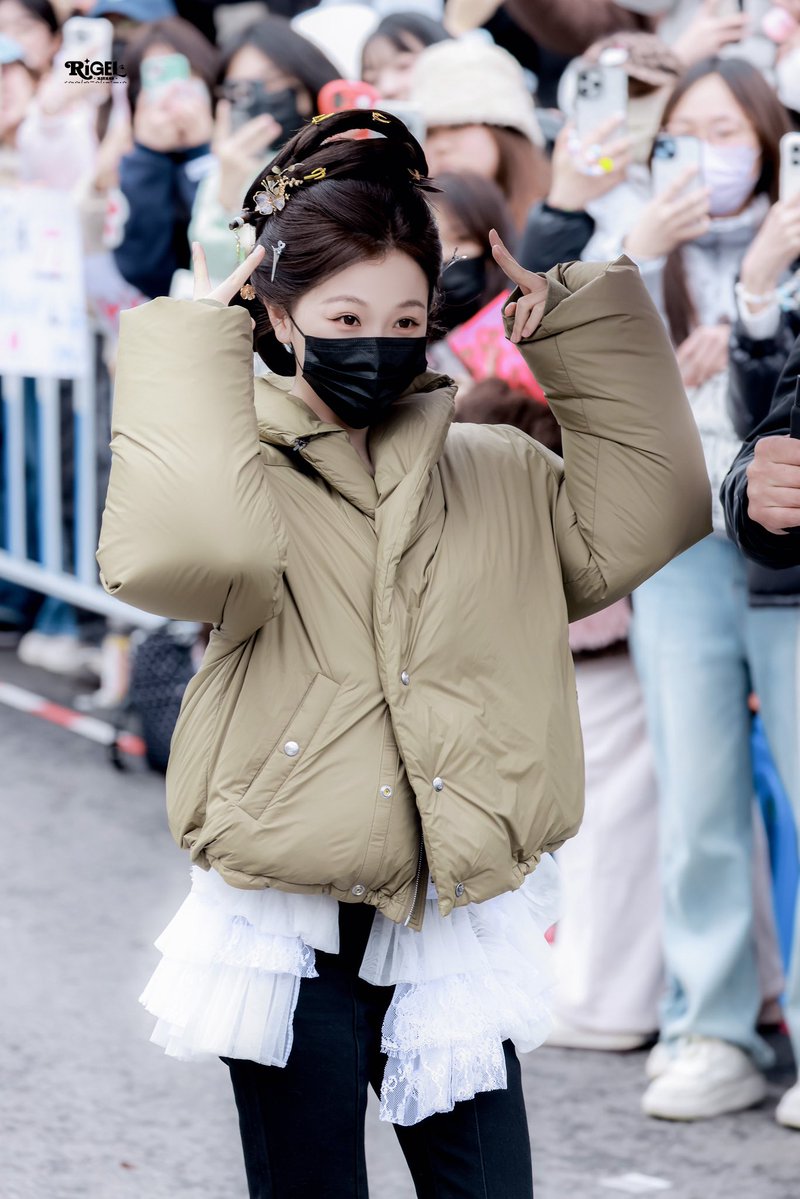 🤭

#estheryu #esther #yushuxin #yushuxinesther #우서흔 #อวี๋ซูซิน #虞书欣 #虞书欣esther #iqiyiinternationalglobalambassador 
#爱奇艺国际版全球代言人虞书欣 #云初令 #YunChuLing #云初 #YunChu #YunChusVengeance