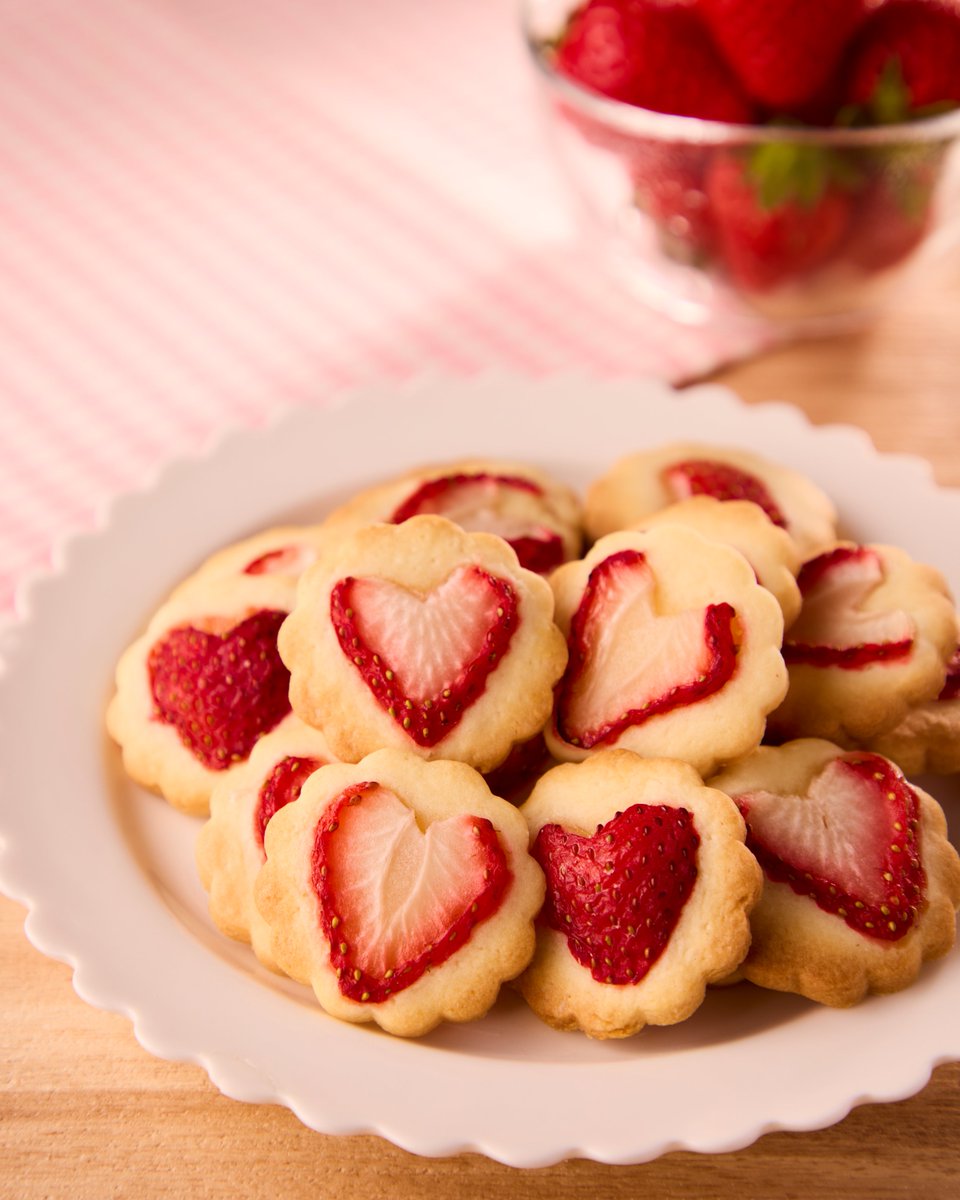 明治 エッセル スーパーカップ【公式】 tweet media