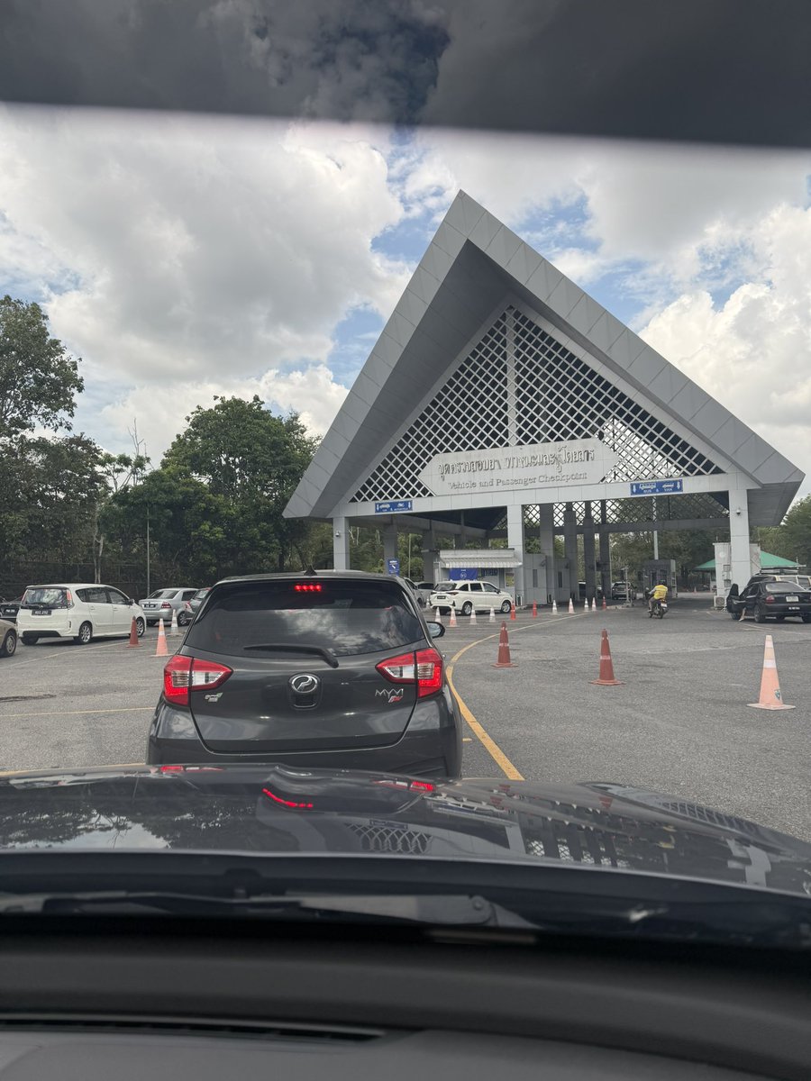 Dickson外籍女的日記 tweet media