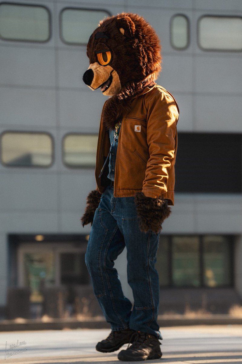 Found myself on Furtrack from when I was at ANE :3

Photographer: linglingfennec