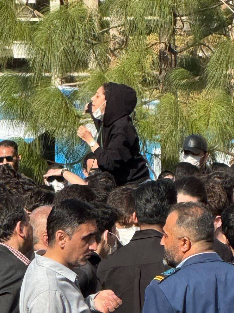 پانتی tweet media