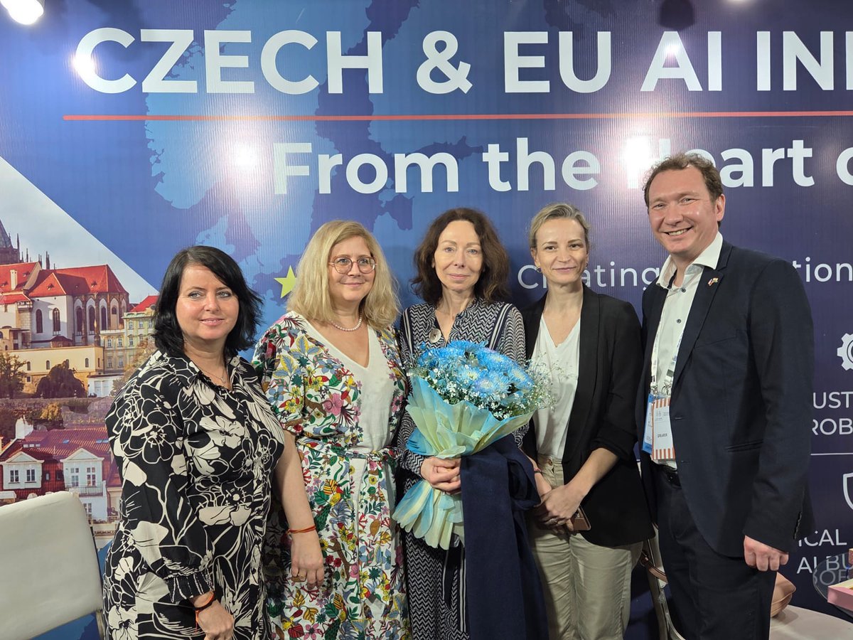 Czech Embassy India tweet media