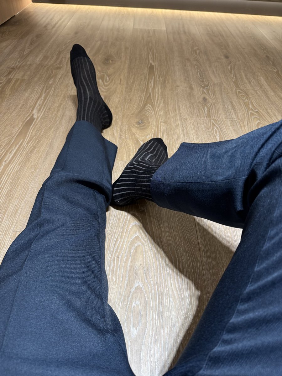 Socksman Suit tweet media