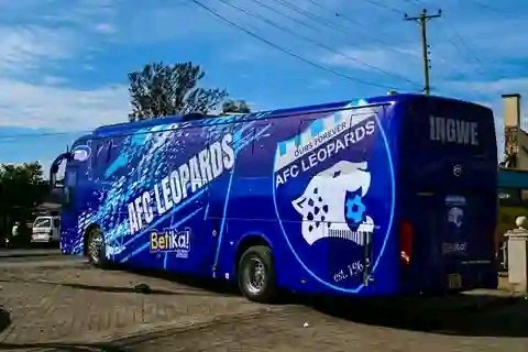 dotyoung13's tweet photo. INGWE is the only club in Kenya that owns a coach. The rest own a matatu, while KOGALO were auctioned their only MATATU!

INGWE IS HEAVY! https://t.co/AdxNO7HrO6