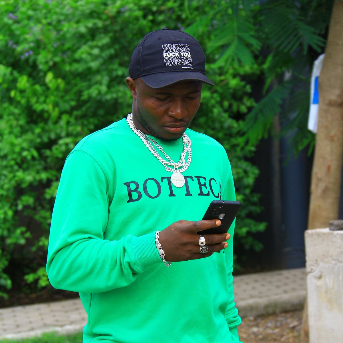 Don't pick sides until you know the full story... Some people are really skilled at making others look bad