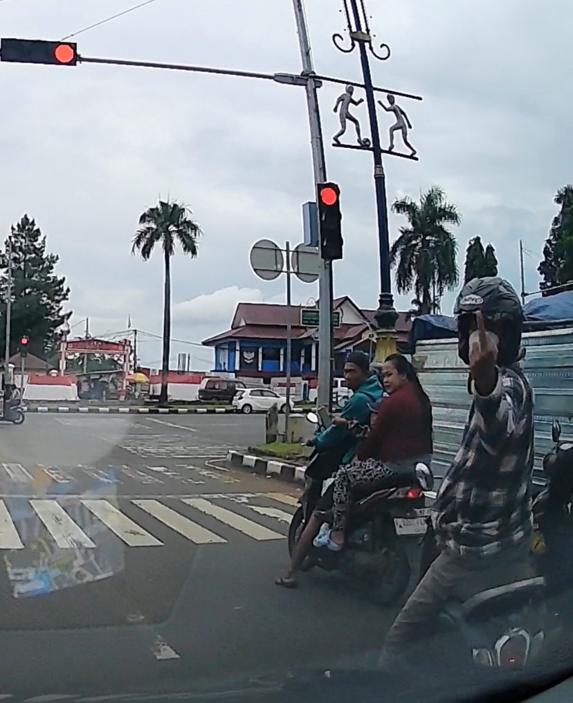 Tengku Sufiyanto tweet media