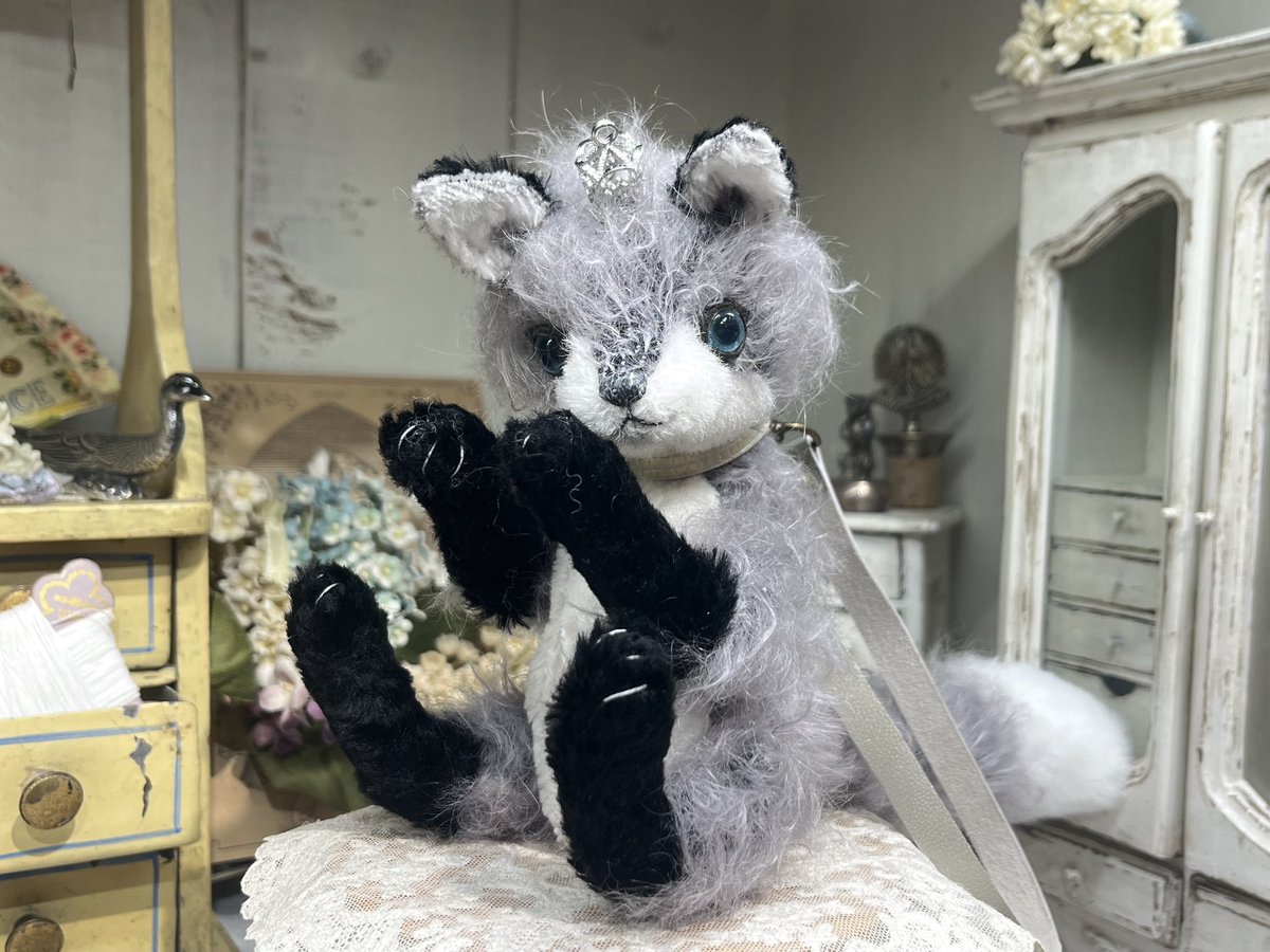 3/4(水)~3/17(火) 『森脇由美子作品展』 写真1枚目 1.狐[ピンク] (約