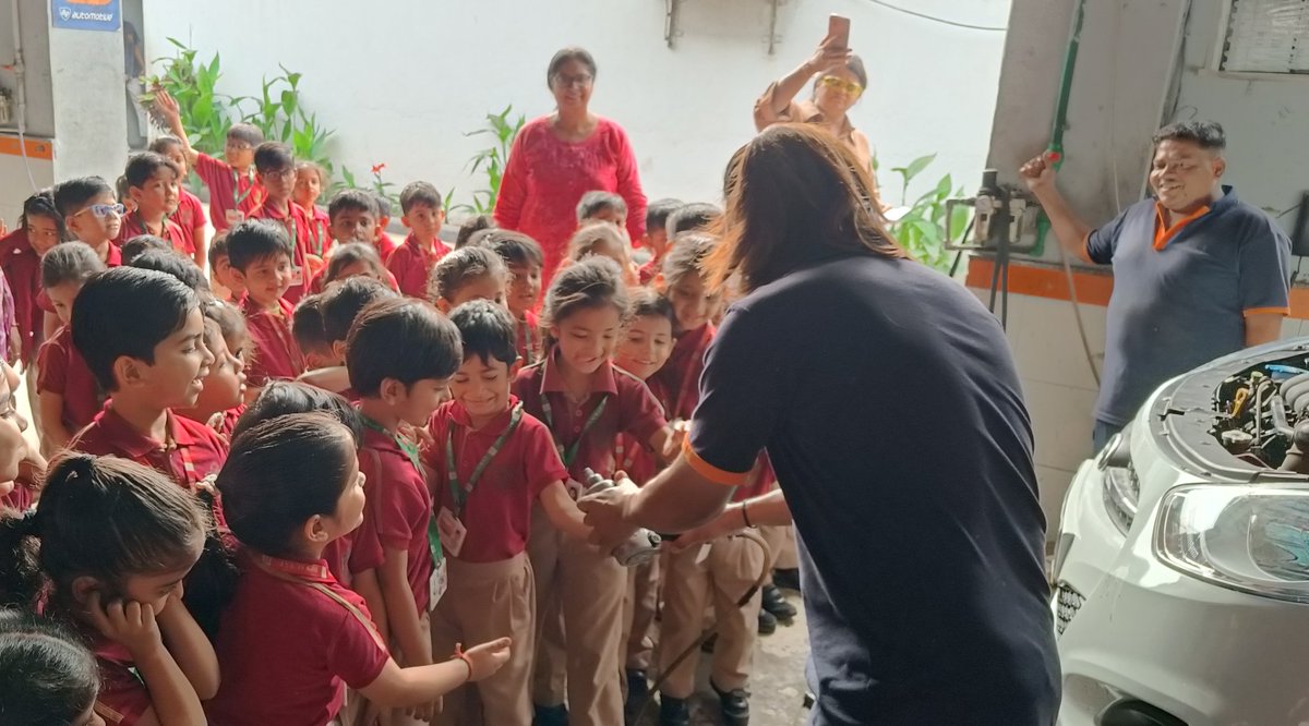 Delhi Public School tweet media