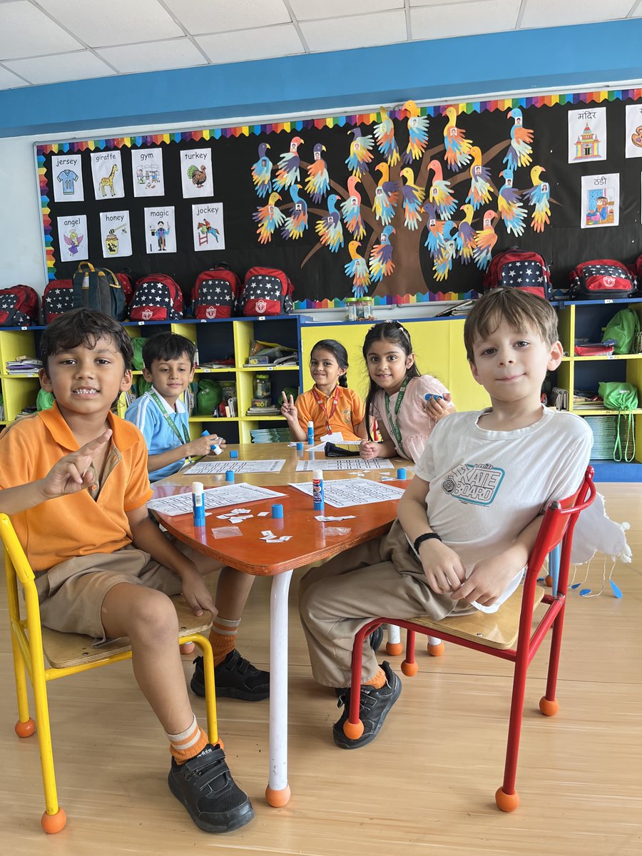 Delhi Public School tweet media