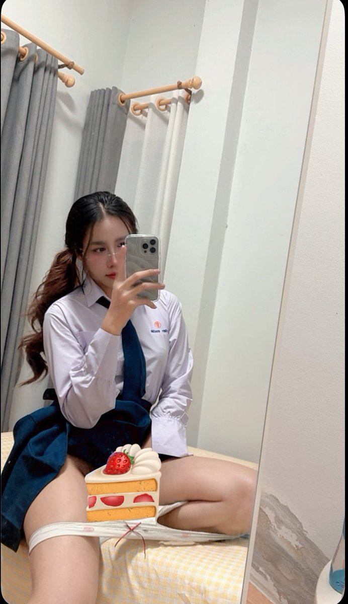 minkkmm1334121's tweet photo. ถ่ายปิ๊สดๆ ให้คนละรูปงับเอาป่าวววว🎀💦 https://t.co/8kg0ri6IQU