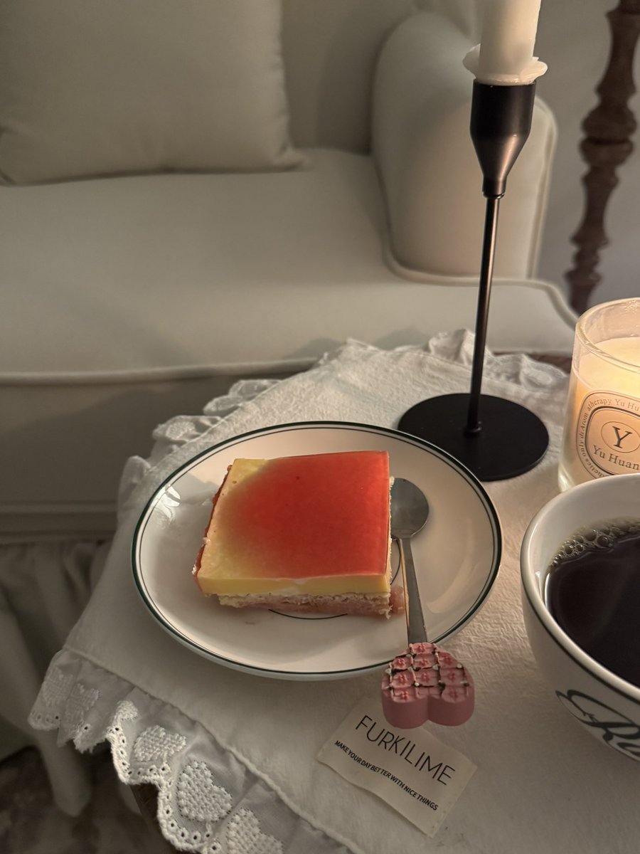 ph_amela's tweet photo. "اللهُمَ اجعلها جمعةً طيبة تطيبُ بِها أحوالنا
وتسر بِها أنفسنا وتستجاب فيها دعواتنا"♥️.. https://t.co/9KDHSxMmTp