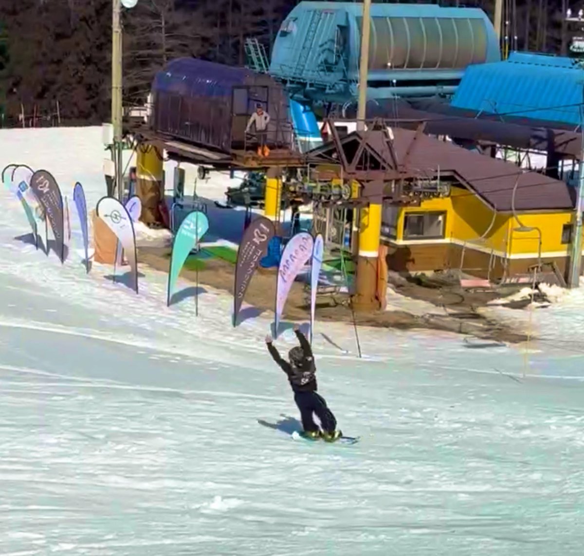 【精華さっぽろNEWS】

当校のNagi君が、先週に続き大躍進中‼︎‼︎

スノーボード🏂プロ戦２位🥈

おめでとう御座います

#高校生
#スノーボード🏂
#プロ戦
#精華さっぽろ
#通信制高校 
#通学
#スポーツ特化型
#音楽特化型