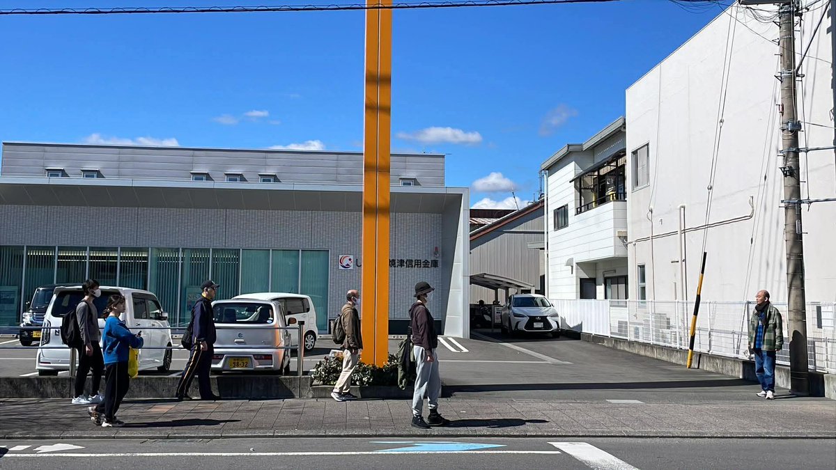 actor_morishima's tweet photo. 藤枝ノ演劇祭
「Even Though」
藤枝でのリハーサル、順調に進んでます。
いよいよ明日本番です。
予約不要で無料ですので、是非ご覧ください!
日時
2月28日 sat ①12:00 ②15:00 開演
3月1日 sun ③12:00 開演
会場
旧東海道藤枝宿商店街周辺に出没します
#藤枝ノ演劇祭
#eventhough https://t.co/b56RYgKX6G