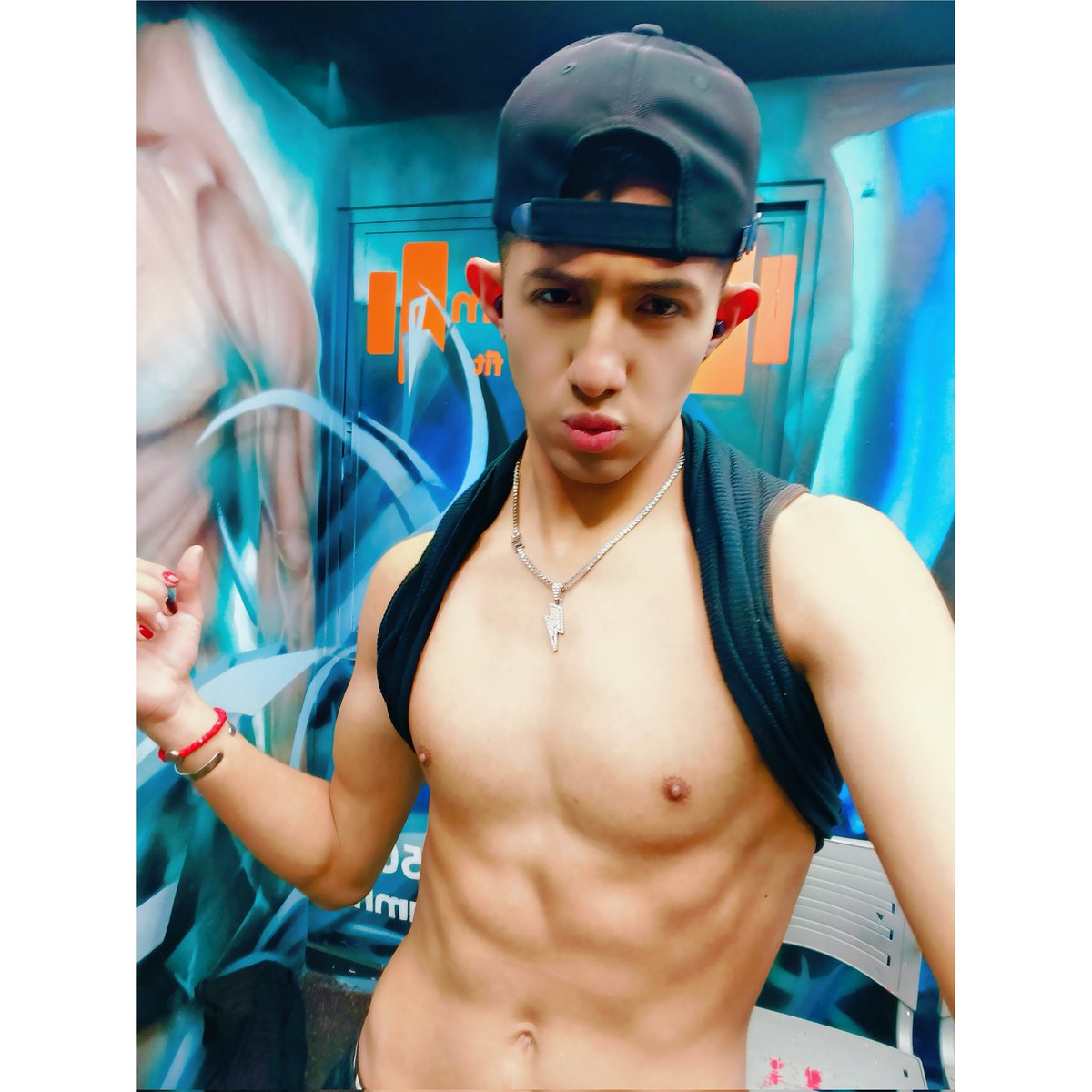 GilberthSan07's tweet photo. 👅 https://t.co/rGKCnCPPuB